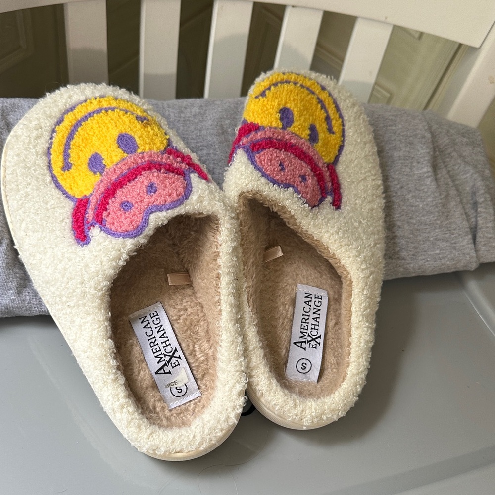 American Exchange Cream Slippers with Colorful Smiley Faces